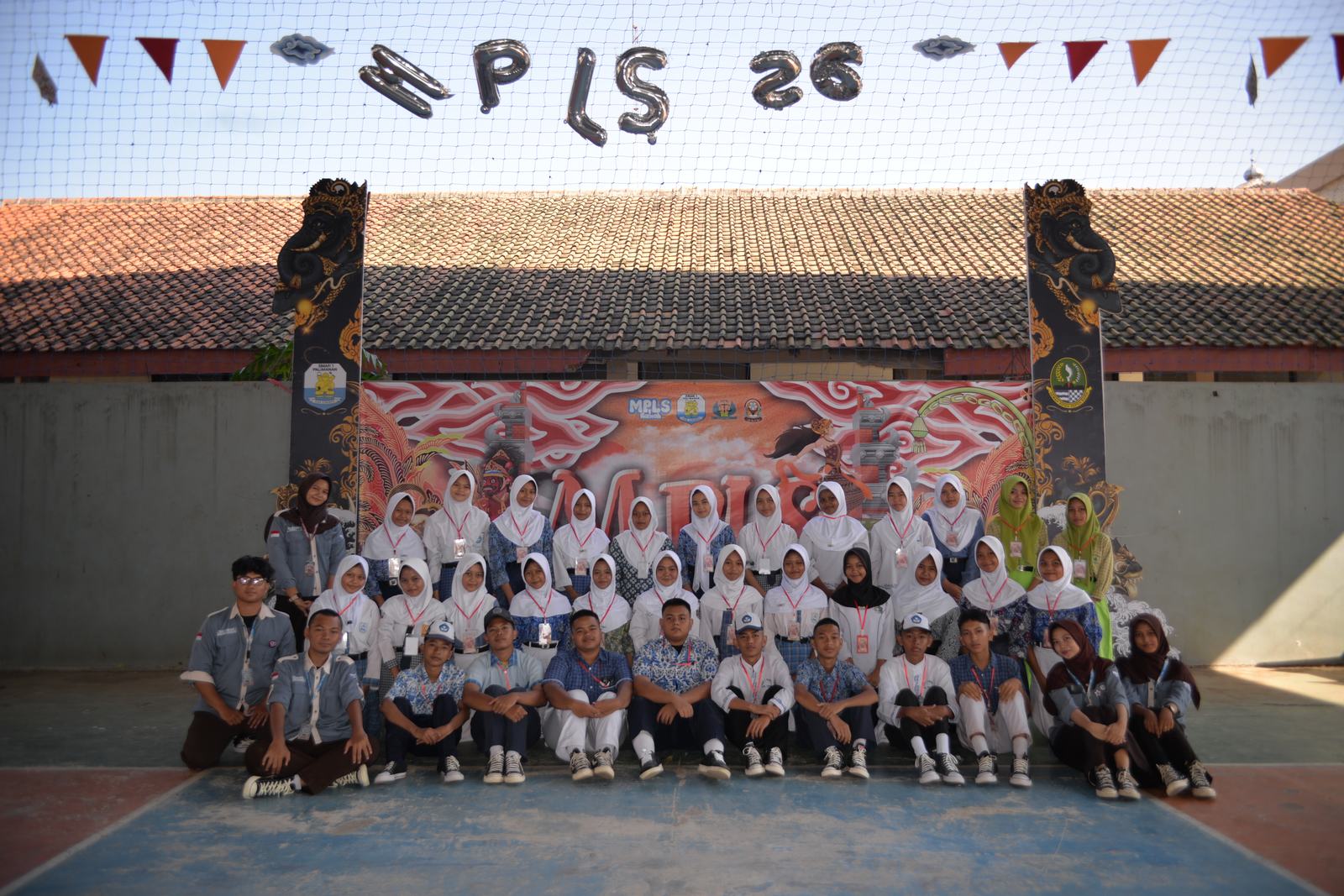 Momen MPLS 2