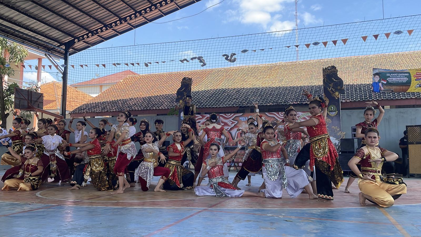 Momen MPLS 4