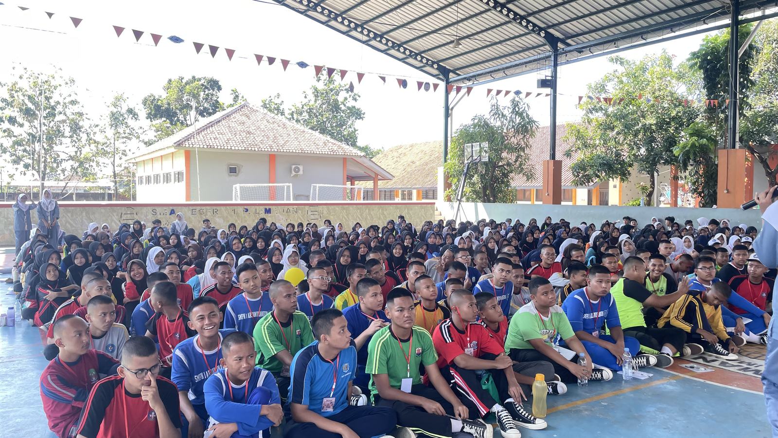 Momen MPLS 5